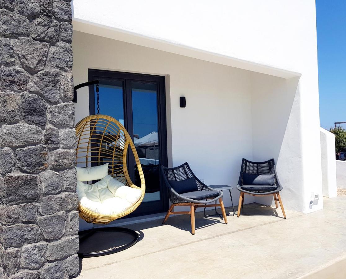 Mylithos Suites モノリソス エクステリア 写真