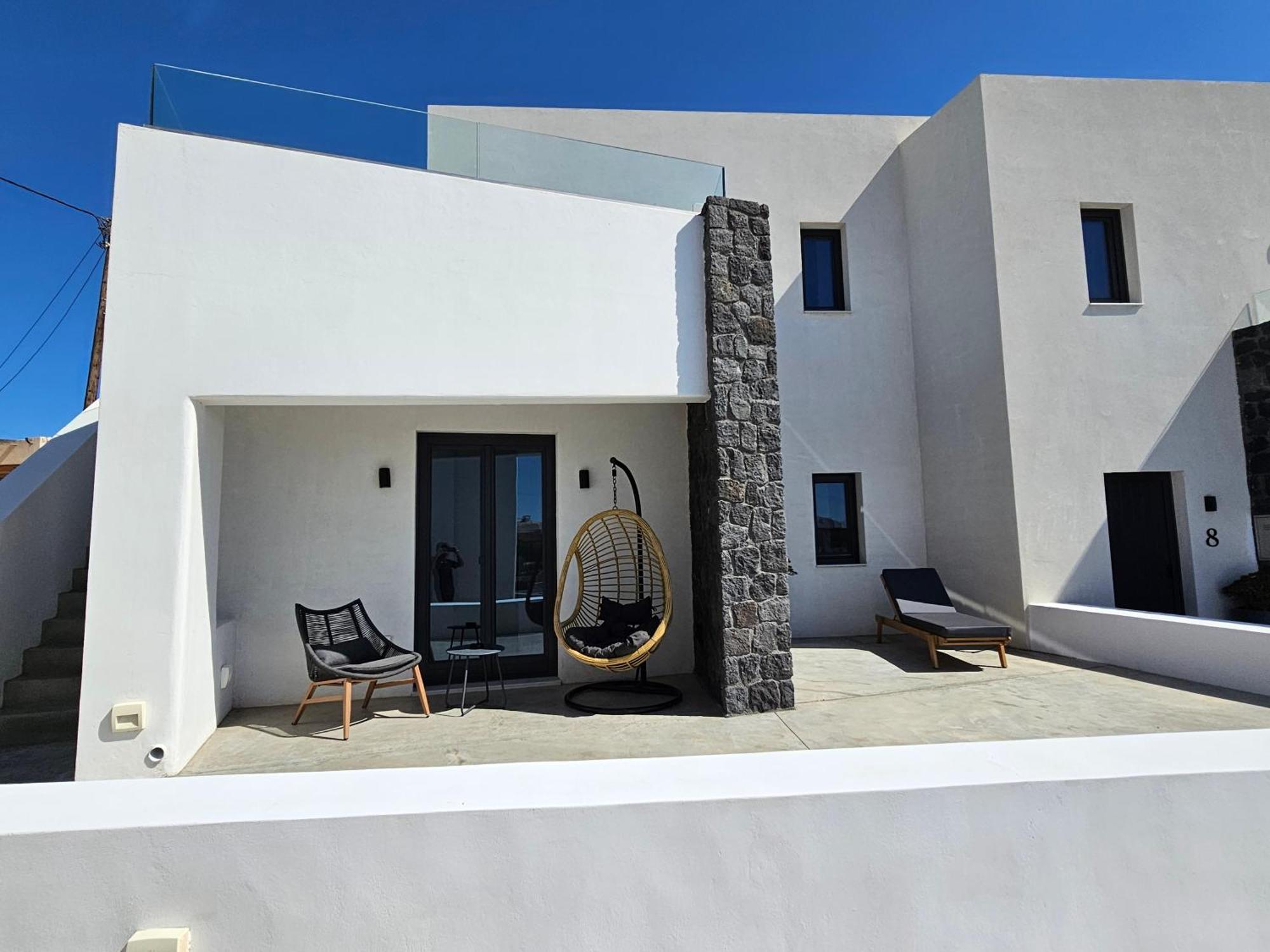 Mylithos Suites モノリソス エクステリア 写真